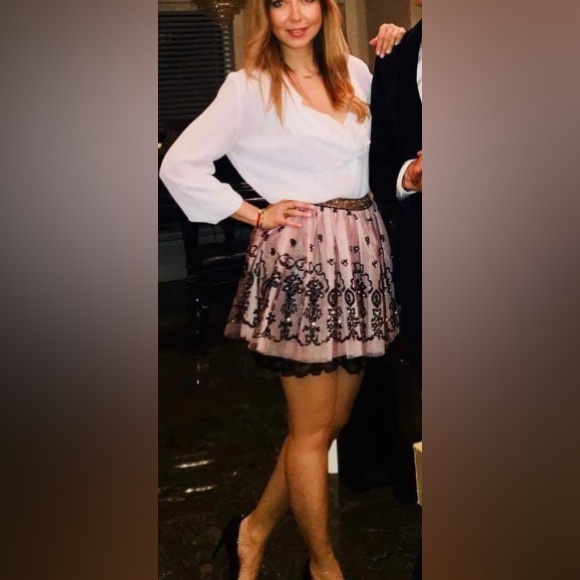 Fun skirt - Picture 2 of 3